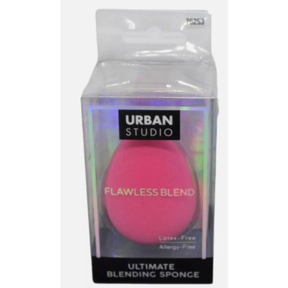 Cala Ultimate pink blending sponge - Picture 1 of 2